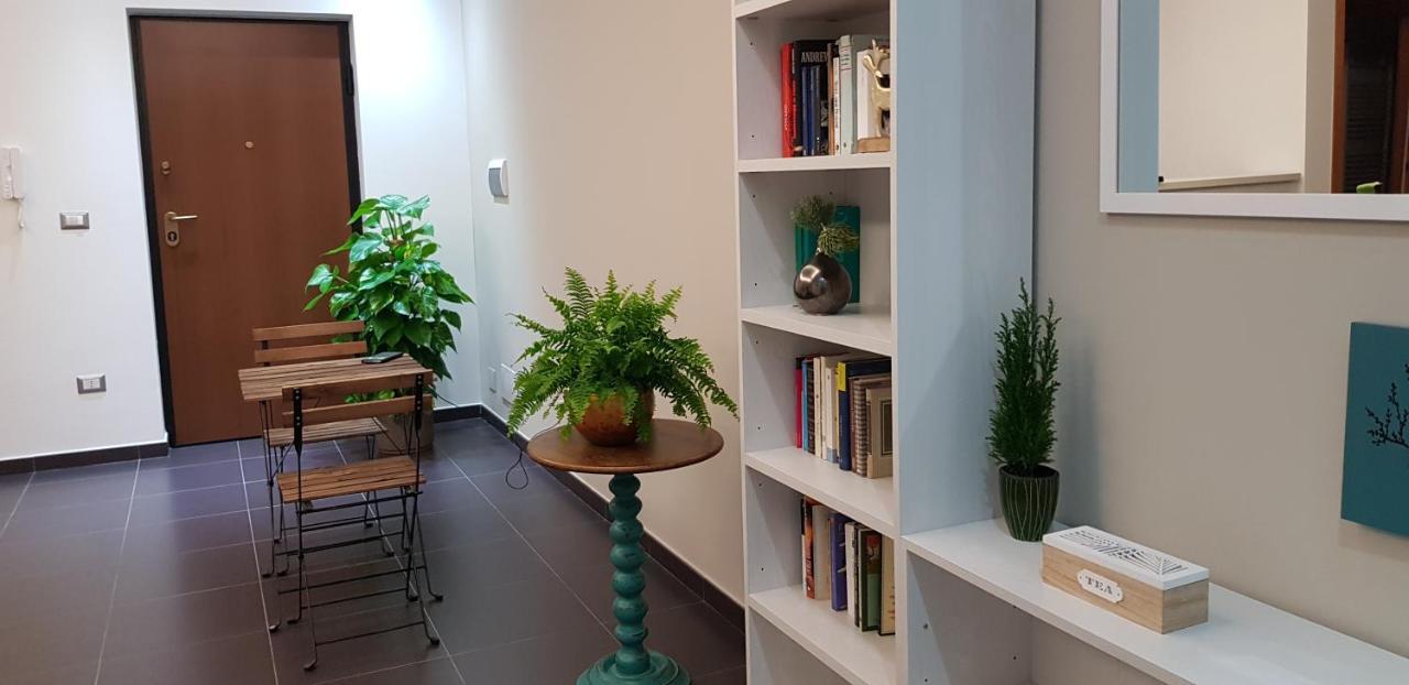 Raja Rooms Alife 外观 照片
